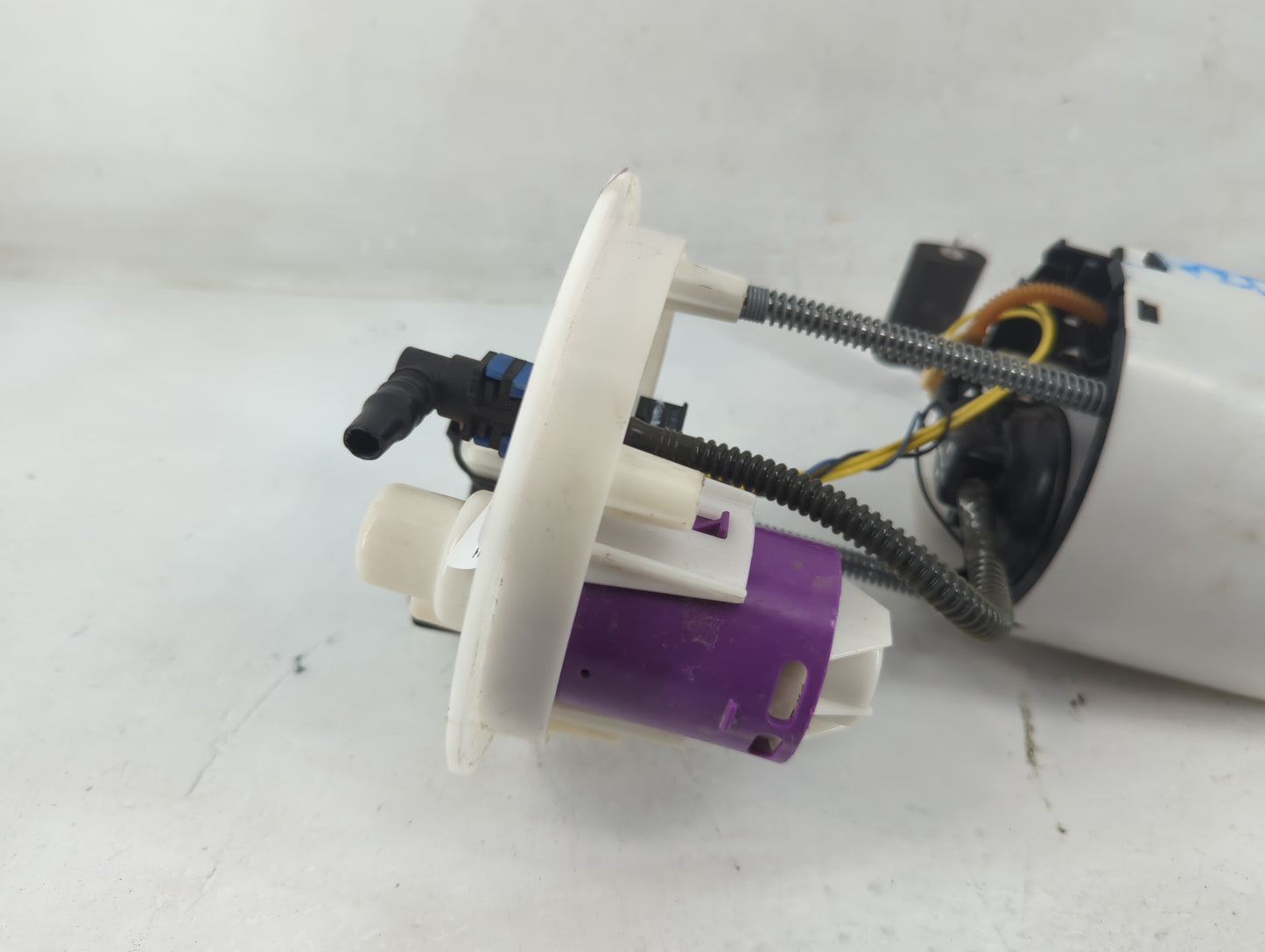 2020-2022 Chevrolet Blazer Electrical Gas Fuel Pump Assembly - Oemusedautoparts1.com