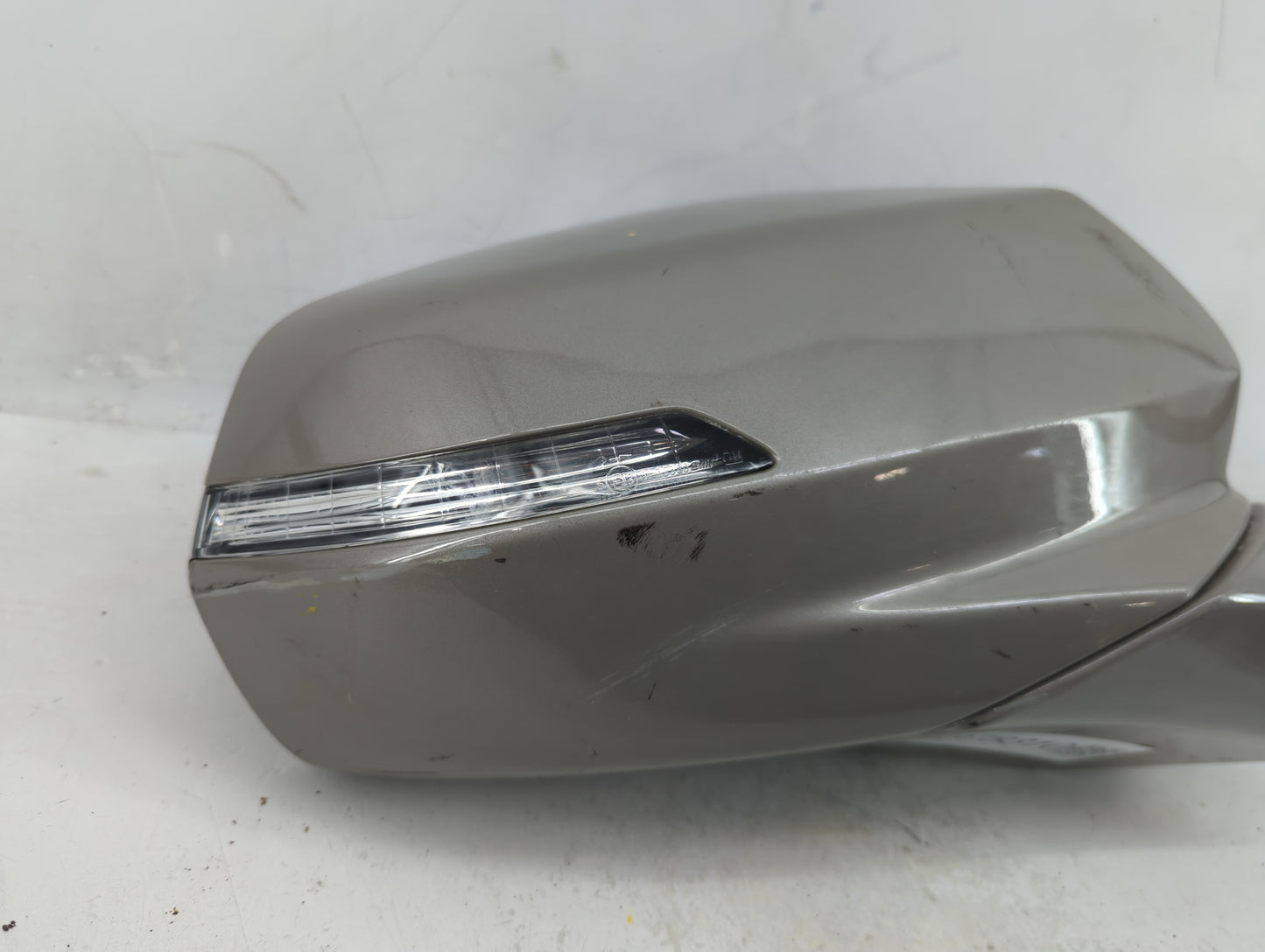 2019-2022 Chevrolet Blazer Passenger Side View Mirror - Right Door Mirror OEM Used - Oemusedautoparts1.com