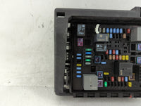 2020-2021 Chevrolet Blazer Fusebox Fuse Box Panel Relay Module P/N:812914718 84949765 Fits Fits 2020 2021 OEM Used Auto Part