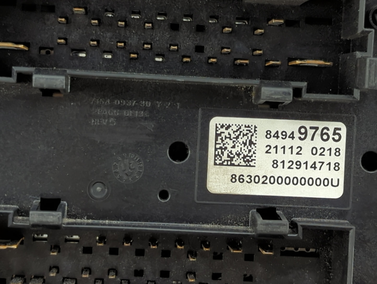 2020-2021 Chevrolet Blazer Fusebox Fuse Box Panel Relay Module P/N:812914718 84949765 Fits Fits 2020 2021 OEM Used Auto Part