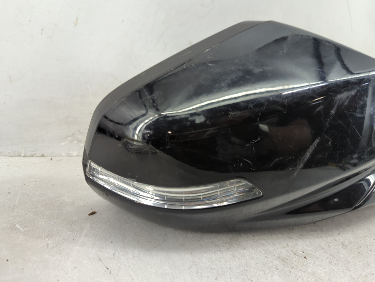 2019-2022 Chevrolet Blazer Passenger Side View Mirror - Right Door Mirror OEM Used - Oemusedautoparts1.com
