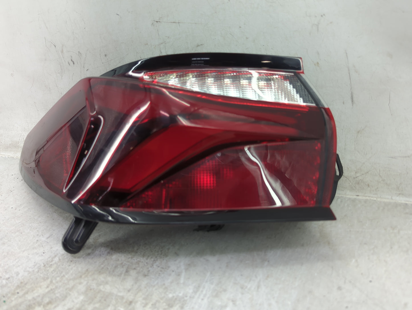 2019-2022 Chevrolet Blazer Tail Light Assembly Driver Left OEM Fits Fits 2019 2020 2021 2022 OEM Used Auto Parts - Oemusedau