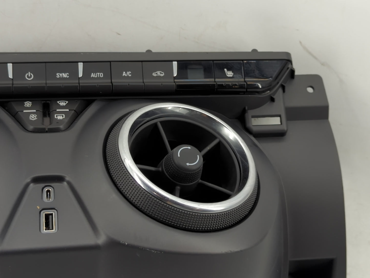 2021 Chevrolet Blazer Climate Control Module Temperature AC/Heater Replacement P/N:84769061 13529086, GABH01 Fits OEM Used A