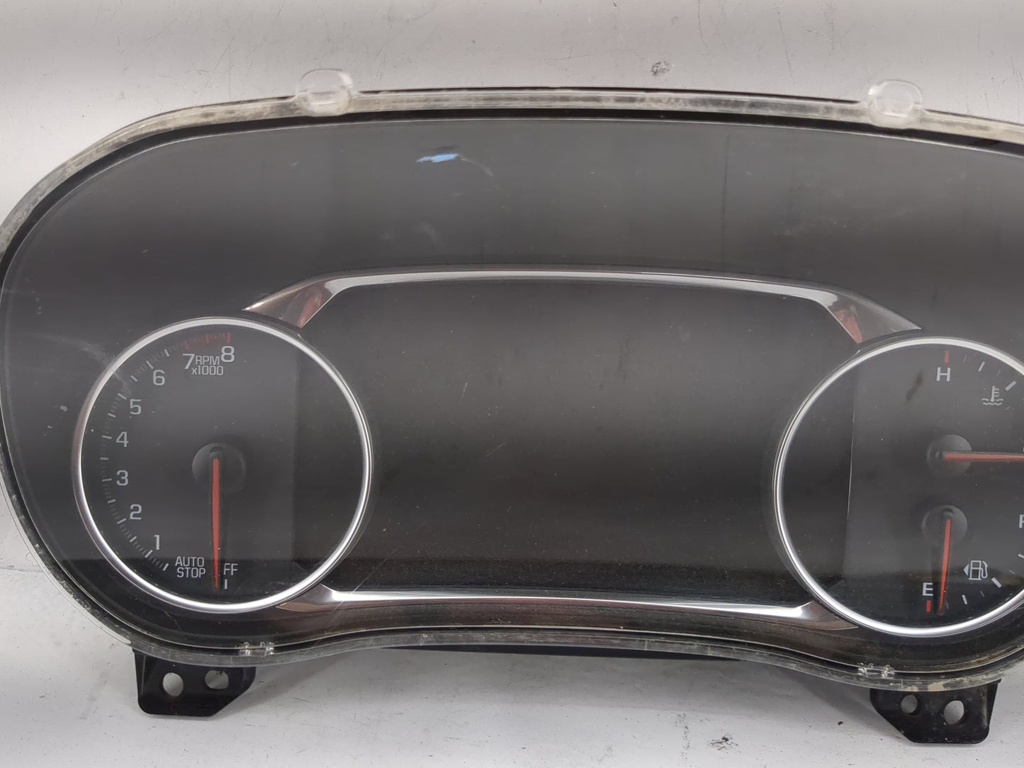2021-2022 Chevrolet Blazer Instrument Cluster Speedometer Gauges P/N:85140080 71105000000000X Miles: Fits Fits 2021 2022 OEM