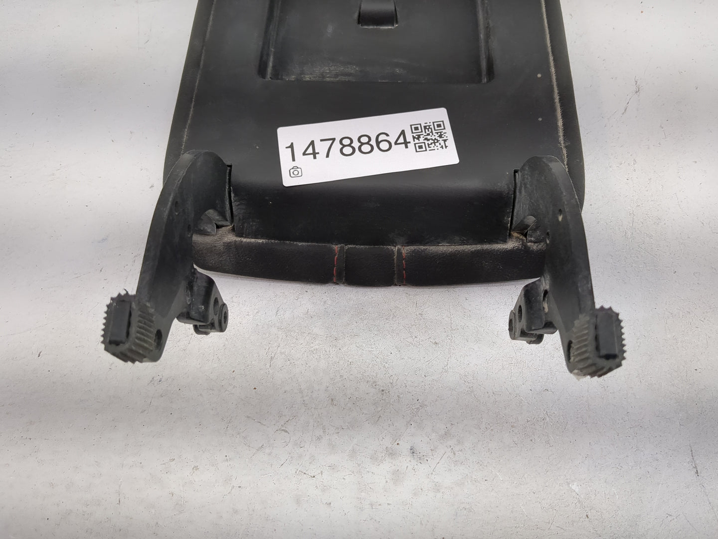 2021 Chevrolet Blazer Center Console Armrest Cover Lid Fits OEM Used Auto Parts - Oemusedautoparts1.com