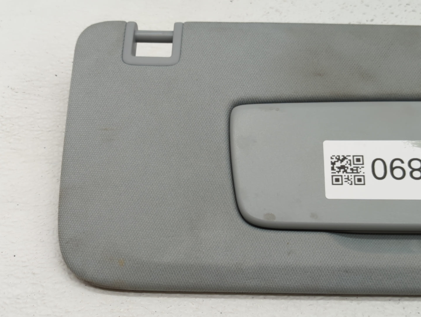 2019-2022 Chevrolet Blazer Sun Visor Shade Replacement Driver Left Mirror Fits Fits 2019 2020 2021 2022 OEM Used Auto Parts 