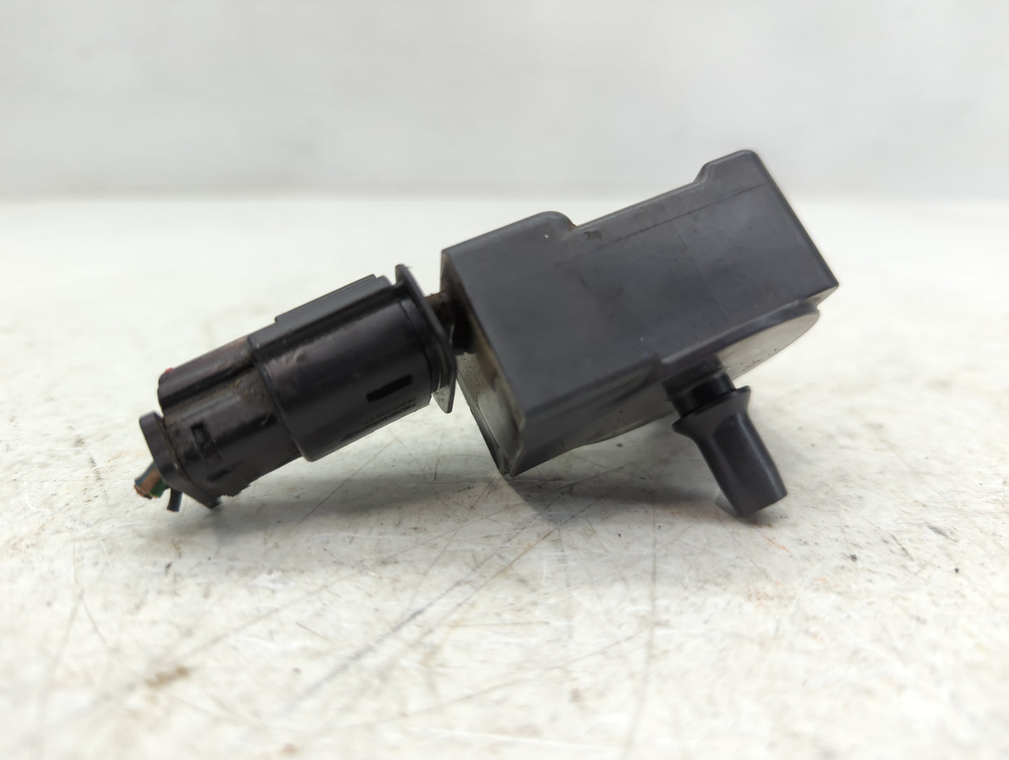 2016-2021 Chevrolet Camaro Ignition Coil Igniter Pack - Oemusedautoparts1.com