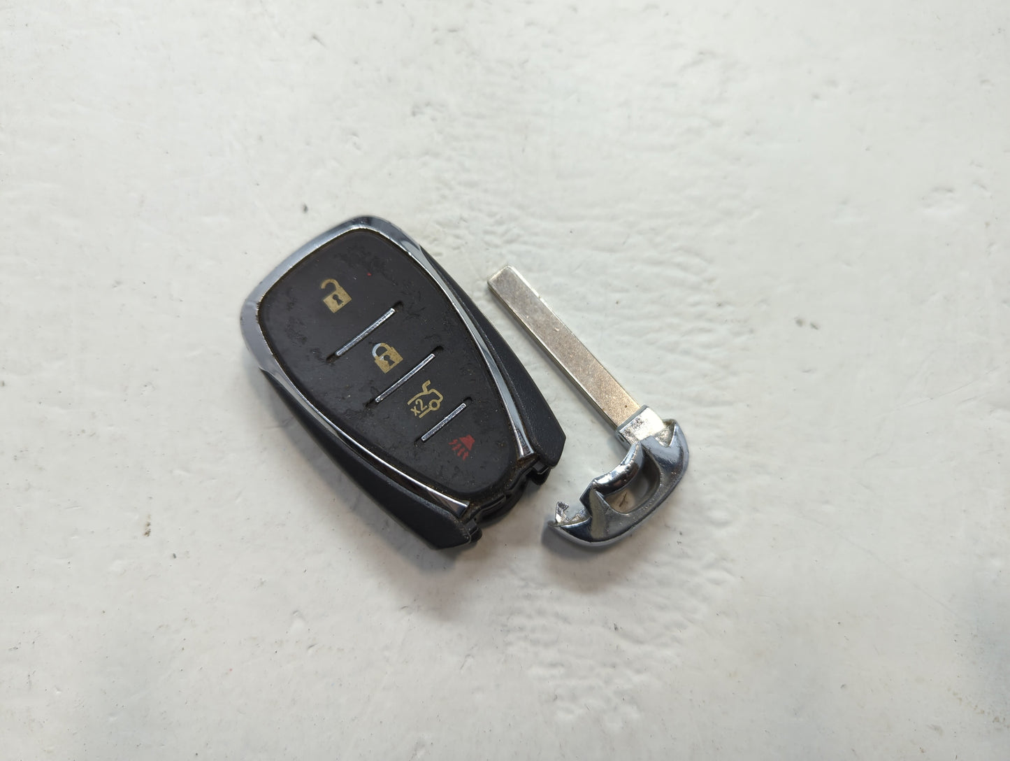 Chevrolet Camaro Keyless Entry Remote Fob HYQ4EA 4 buttons - Oemusedautoparts1.com