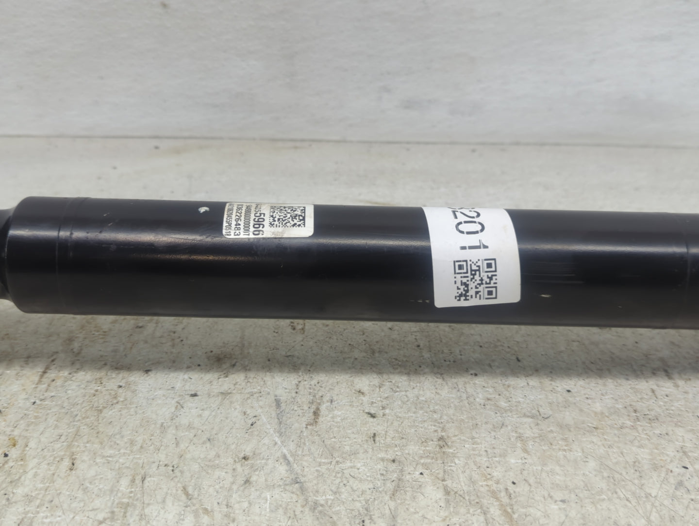 2017-2021 Chevrolet Camaro Axle Shaft Front Driver Cv C/v - Oemusedautoparts1.com