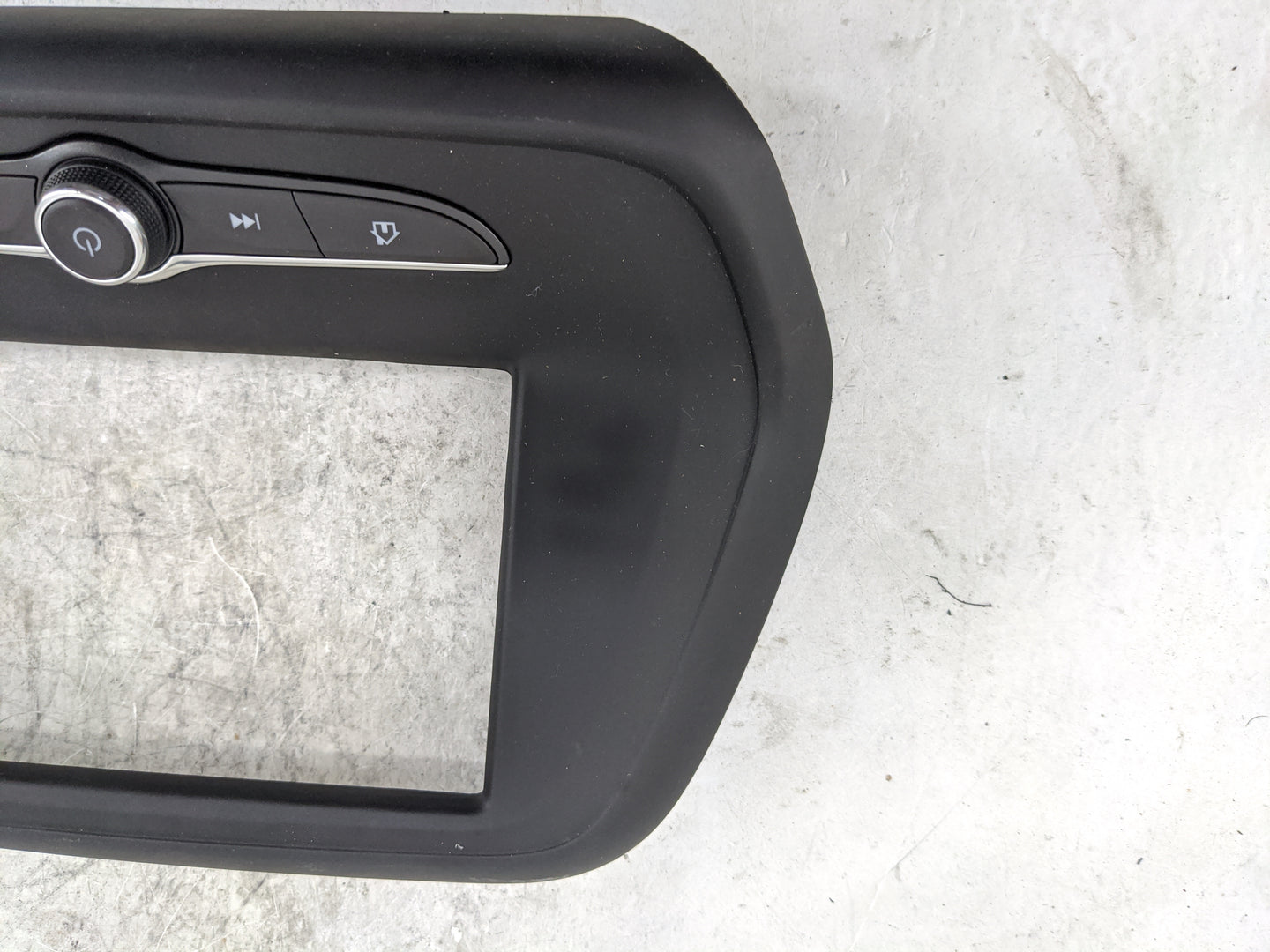 2021 Chevrolet Camaro Information Radio Display Screen Bezel Vents Black - Oemusedautoparts1.com