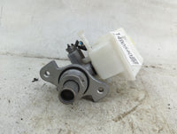 2021-2021 Chevrolet Camaro Brake Master Cylinder 1490540 - Oemusedautoparts1.com