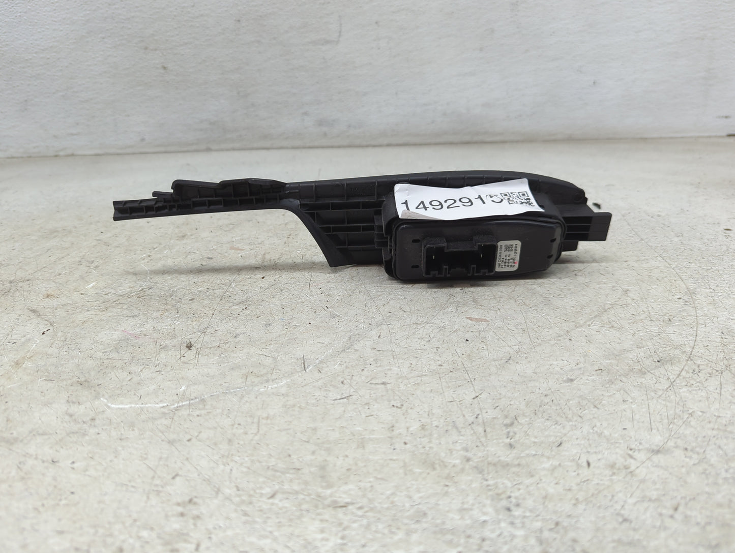 2016-2021 Chevrolet Camaro Master Power Window Switch Replacement Driver Side Left P/N:84586431 Fits OEM Used Auto Parts - O