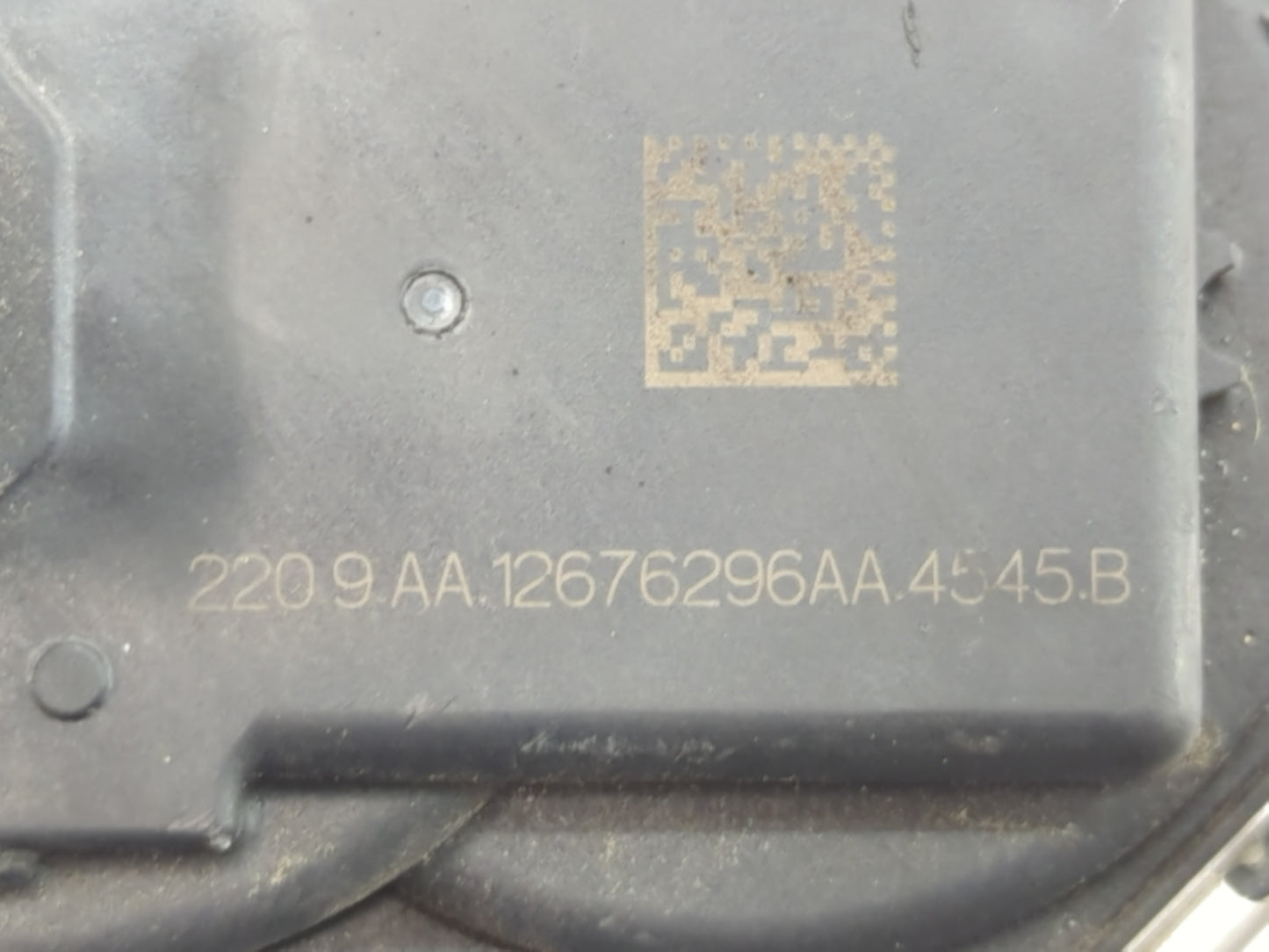 2016-2021 Chevrolet Camaro Throttle Body P/N:12676296AA Fits Fits 2016 2017 2018 2019 2020 2021 2022 OEM Used Auto Parts - O