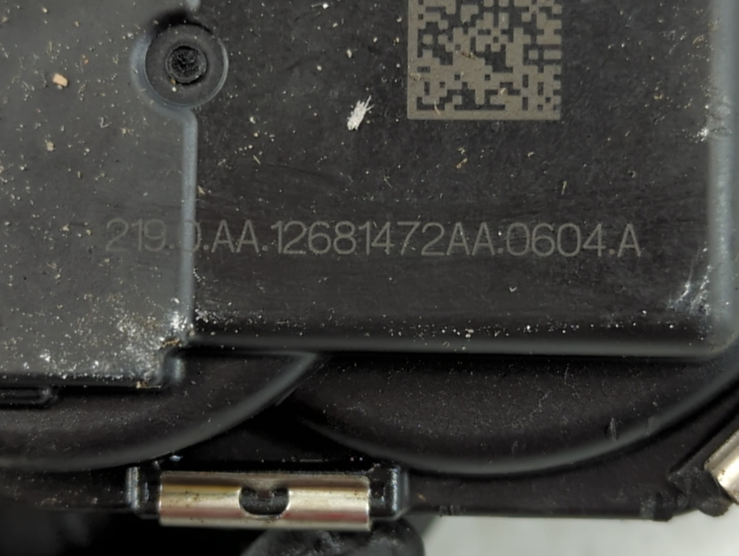 2016-2021 Chevrolet Camaro Throttle Body P/N:12681472AA Fits Fits 2013 2014 2015 2016 2017 2018 2019 2020 2021 OEM Used Auto
