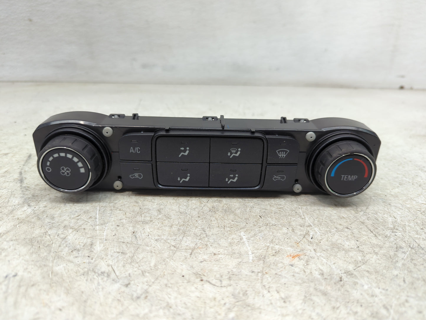2015-2022 Chevrolet Colorado Climate Control Module Temperature AC/Heater Replacement P/N:84199202 Fits OEM Used Auto Parts 