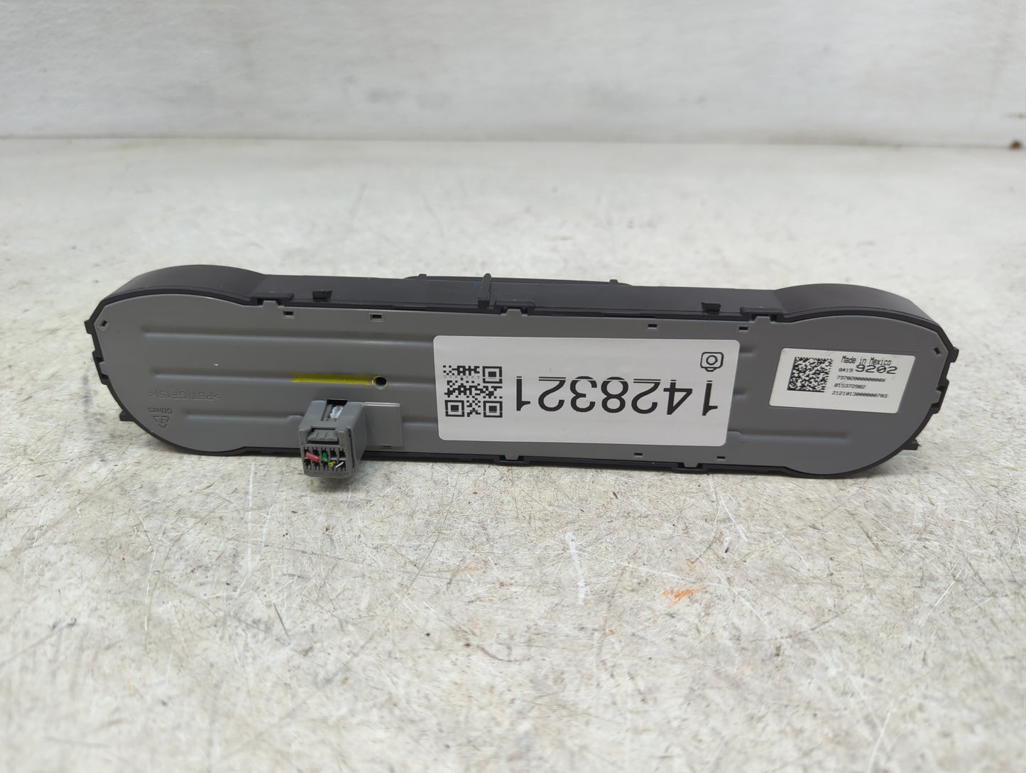 2015-2022 Chevrolet Colorado Climate Control Module Temperature AC/Heater Replacement P/N:84199202 Fits OEM Used Auto Parts 