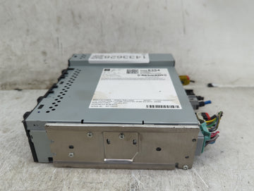 2021 Chevrolet Colorado Radio AM FM Cd Player Receiver Replacement P/N:84988354 111000-7650D101, FT0108A Fits Fits 2020 2022 OEM Used Auto Parts