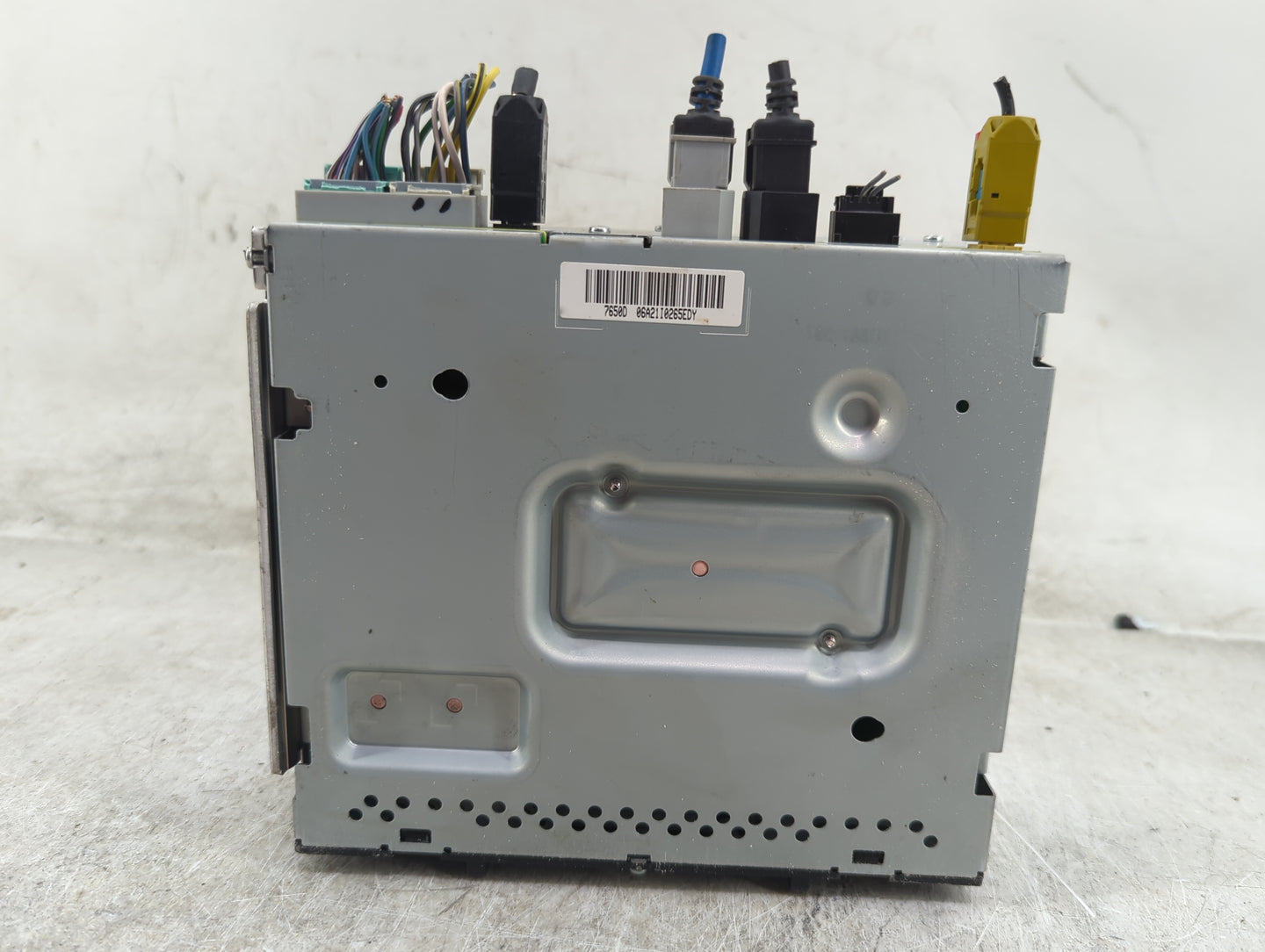2021 Chevrolet Colorado Radio AM FM Cd Player Receiver Replacement P/N:84988354 111000-7650D101, FT0108A Fits Fits 2020 2022