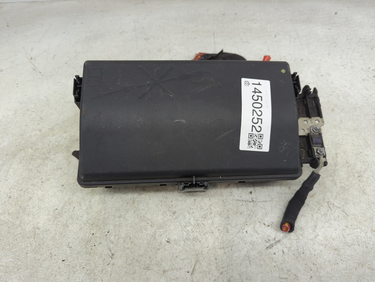 2020-2022 Chevrolet Colorado Fusebox Fuse Box Panel Relay Module P/N:84616960 13222782, 13255300 Fits Fits 2020 2021 2022 OE