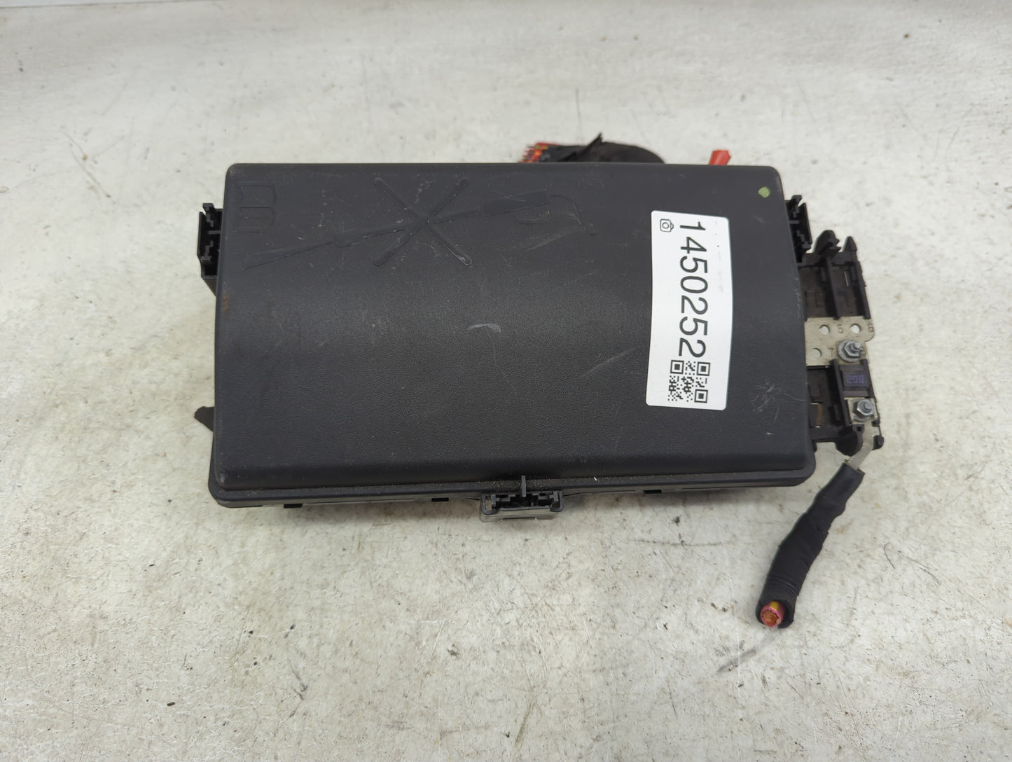 2020-2022 Chevrolet Colorado Fusebox Fuse Box Panel Relay Module P/N:84616960 13222782, 13255300 Fits Fits 2020 2021 2022 OE