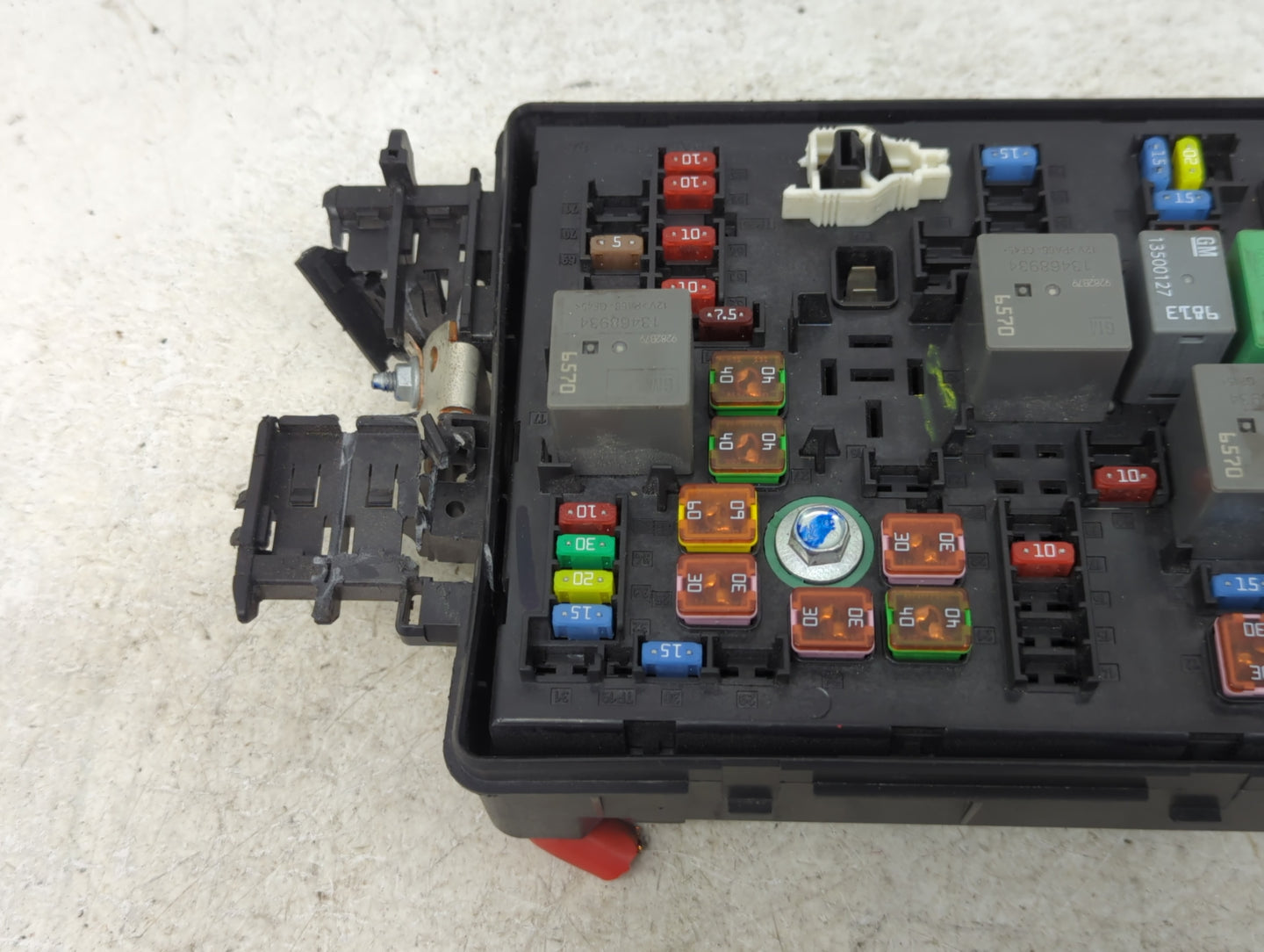 2020-2022 Chevrolet Colorado Fusebox Fuse Box Panel Relay Module P/N:84616961 13500127, 13500128 Fits Fits 2020 2021 2022 OE