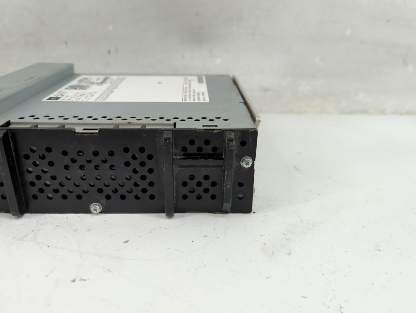 2020-2022 Chevrolet Colorado Radio AM FM Cd Player Receiver Replacement P/N:84799524 Fits Fits 2020 2021 2022 OEM Used Auto 