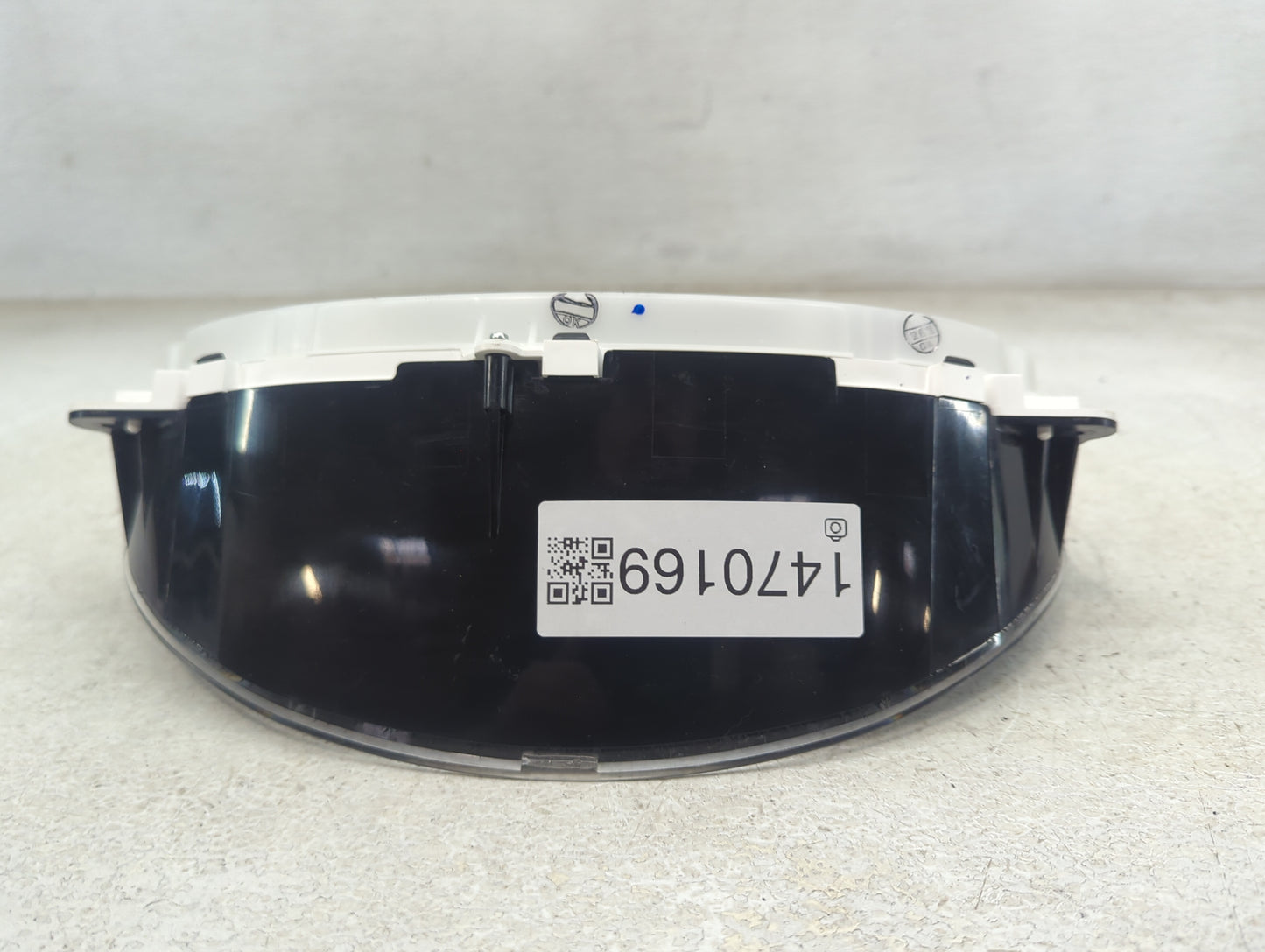 2020-2022 Chevrolet Colorado Instrument Cluster Speedometer Gauges P/N:84703260 712610798 Miles:21K Fits Fits 2020 2021 2022
