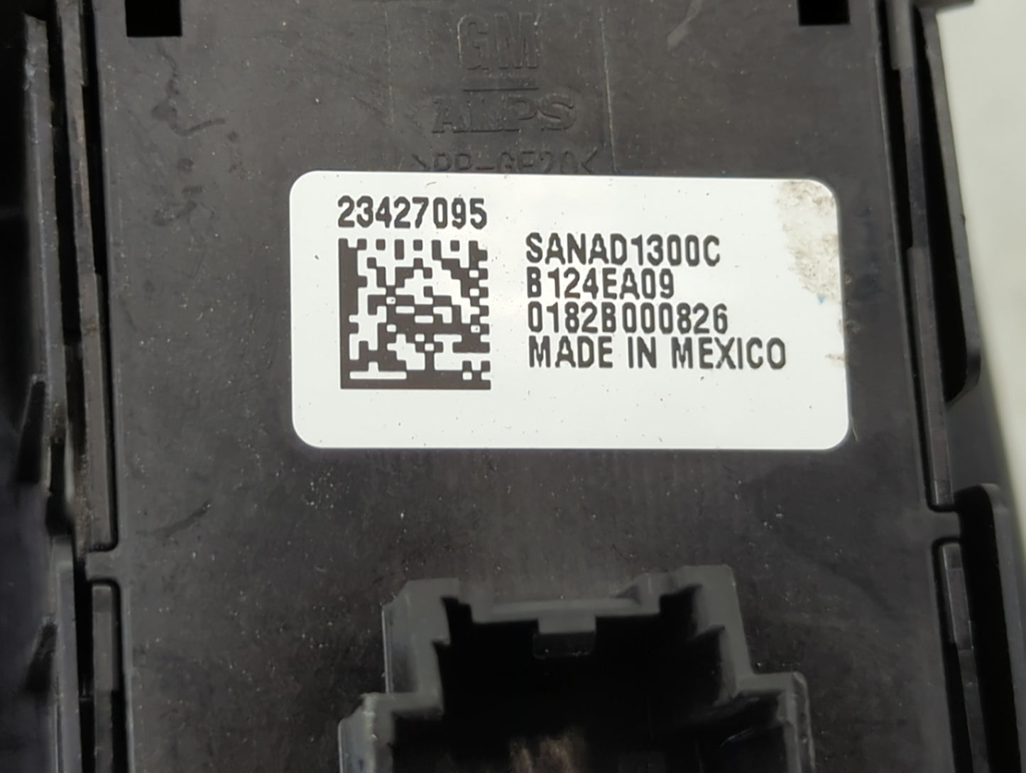 2015-2022 Chevrolet Colorado Master Power Window Switch Replacement Driver Side Left P/N:23427095 SANAD1300C Fits OEM Used A