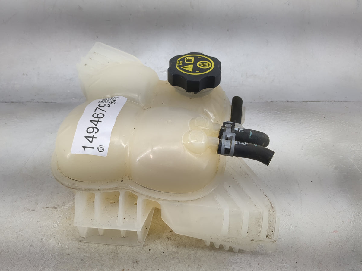 2015 Chevrolet Colorado Radiator Coolant Overflow Expansion Tank Bottle 1494679 - Oemusedautoparts1.com