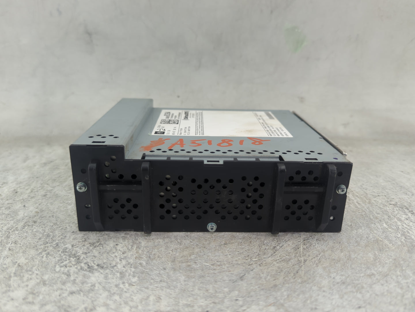 2021 Chevrolet Colorado Radio AM FM Cd Player Receiver Replacement P/N:84988354 7310500000000X, 812425551 Fits Fits 2020 202