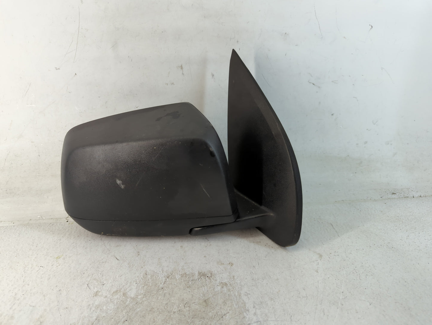 2015-2022 Chevrolet Colorado Passenger Side View Mirror - Right Door Mirror OEM Used - Oemusedautoparts1.com