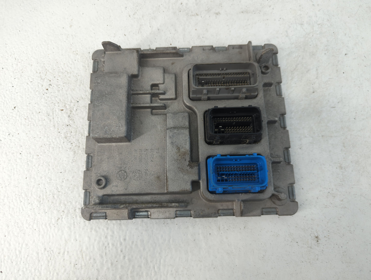 2020-2022 Chevrolet Equinox PCM Engine Control Computer ECU ECM PCU OEM P/N:12710140 Fits Fits 2020 2021 2022 OEM Used Auto 