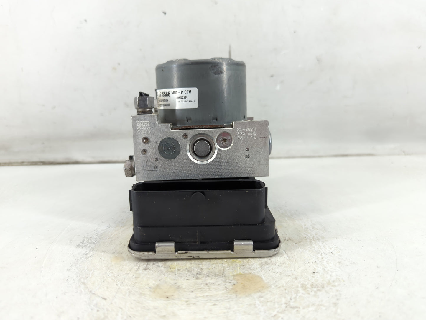 2020-2022 Chevrolet Equinox ABS Pump Control Module Replacement P/N:84875566 Fits Fits 2020 2021 2022 OEM Used Auto Parts - 