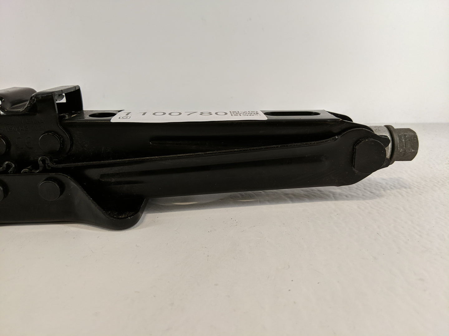 2021 Chevrolet Equinox Spare Scissor Car Jack - Oemusedautoparts1.com