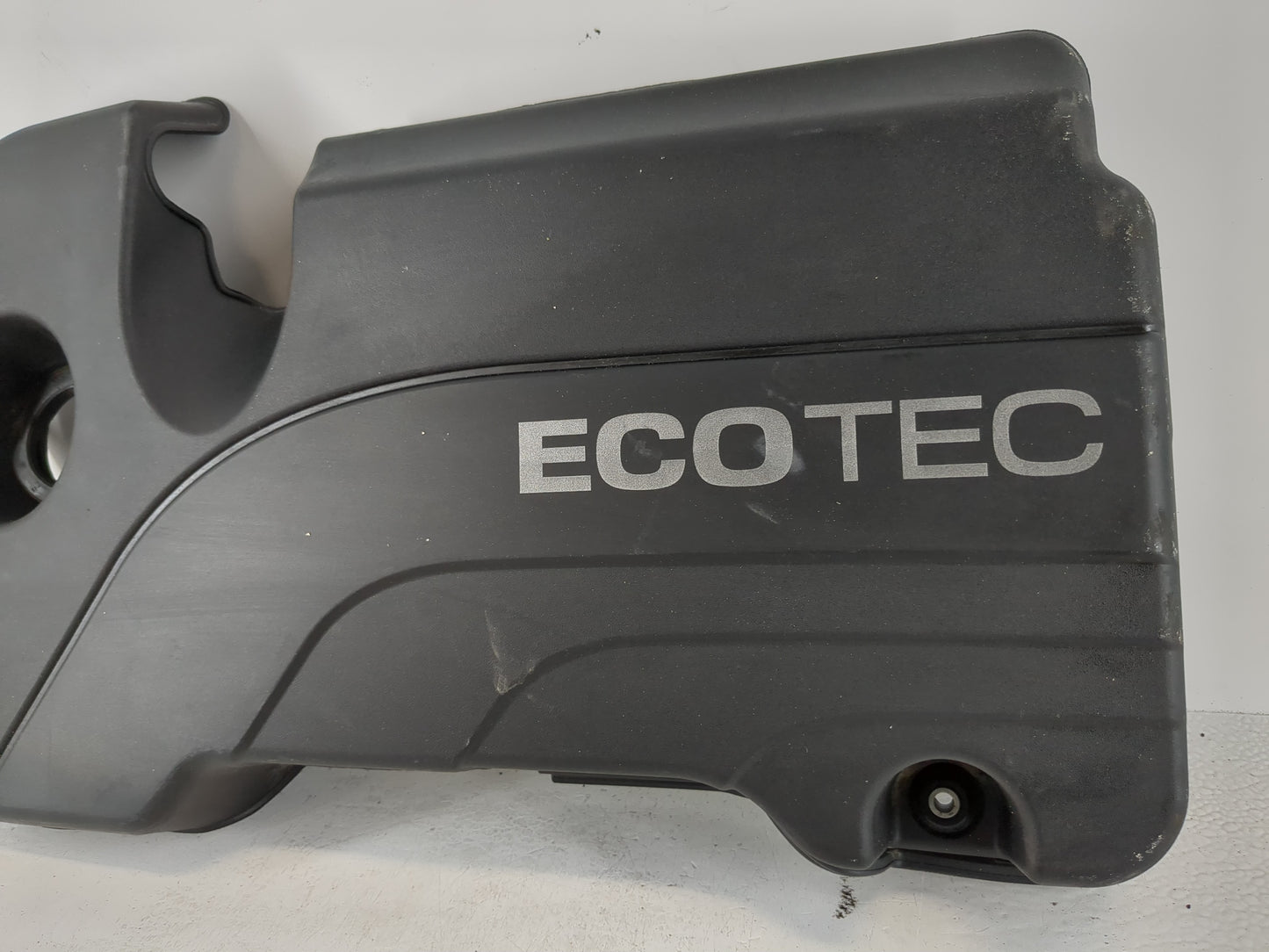 2021 Chevrolet Equinox Engine Cover - Oemusedautoparts1.com