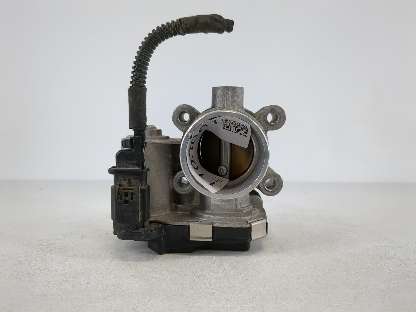 2018-2022 Chevrolet Equinox Throttle Body P/N:12671379AA Fits Fits 2016 2017 2018 2019 2020 2021 2022 OEM Used Auto Parts - 