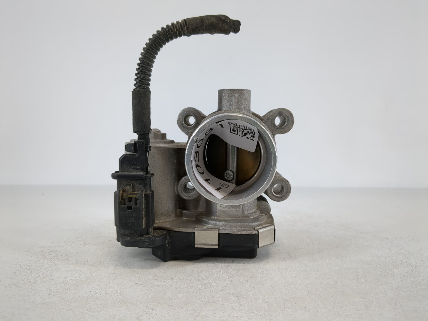 2018-2022 Chevrolet Equinox Throttle Body P/N:12671379AA Fits Fits 2016 2017 2018 2019 2020 2021 2022 OEM Used Auto Parts - 