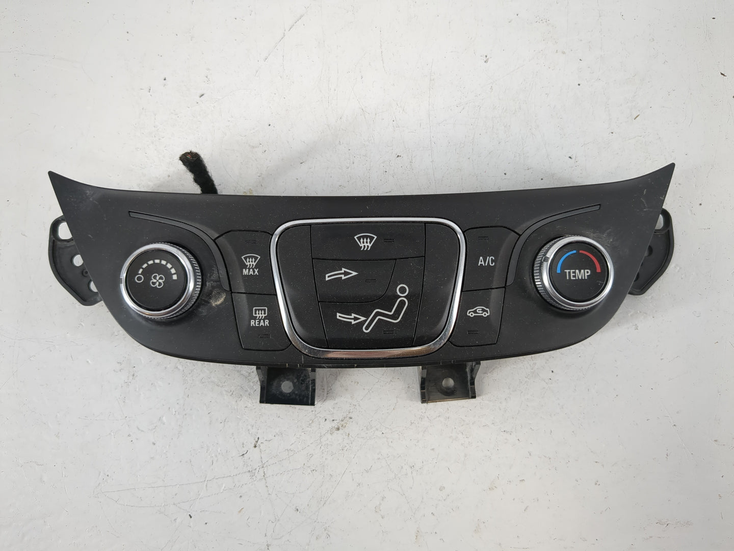 2019-2021 Chevrolet Equinox Climate Control Module Temperature AC/Heater Replacement P/N:84422503 Fits Fits 2019 2020 2021 O