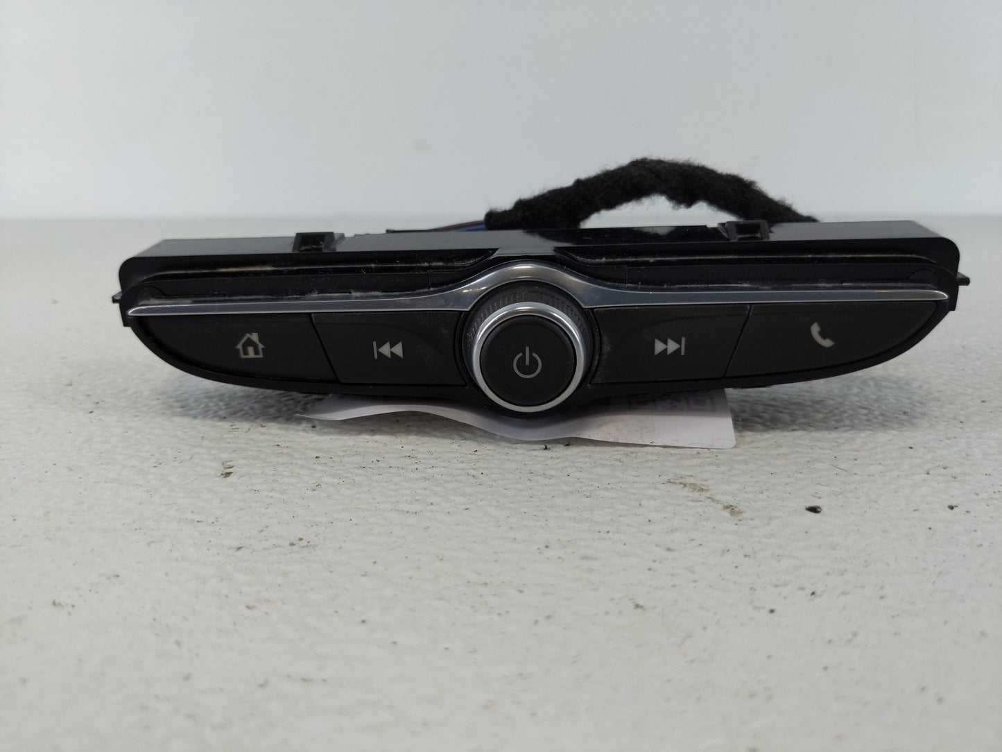 2020-2022 Chevrolet Equinox Radio AM FM Cd Player Receiver Replacement P/N:84799542 Fits Fits 2020 2021 2022 OEM Used Auto P