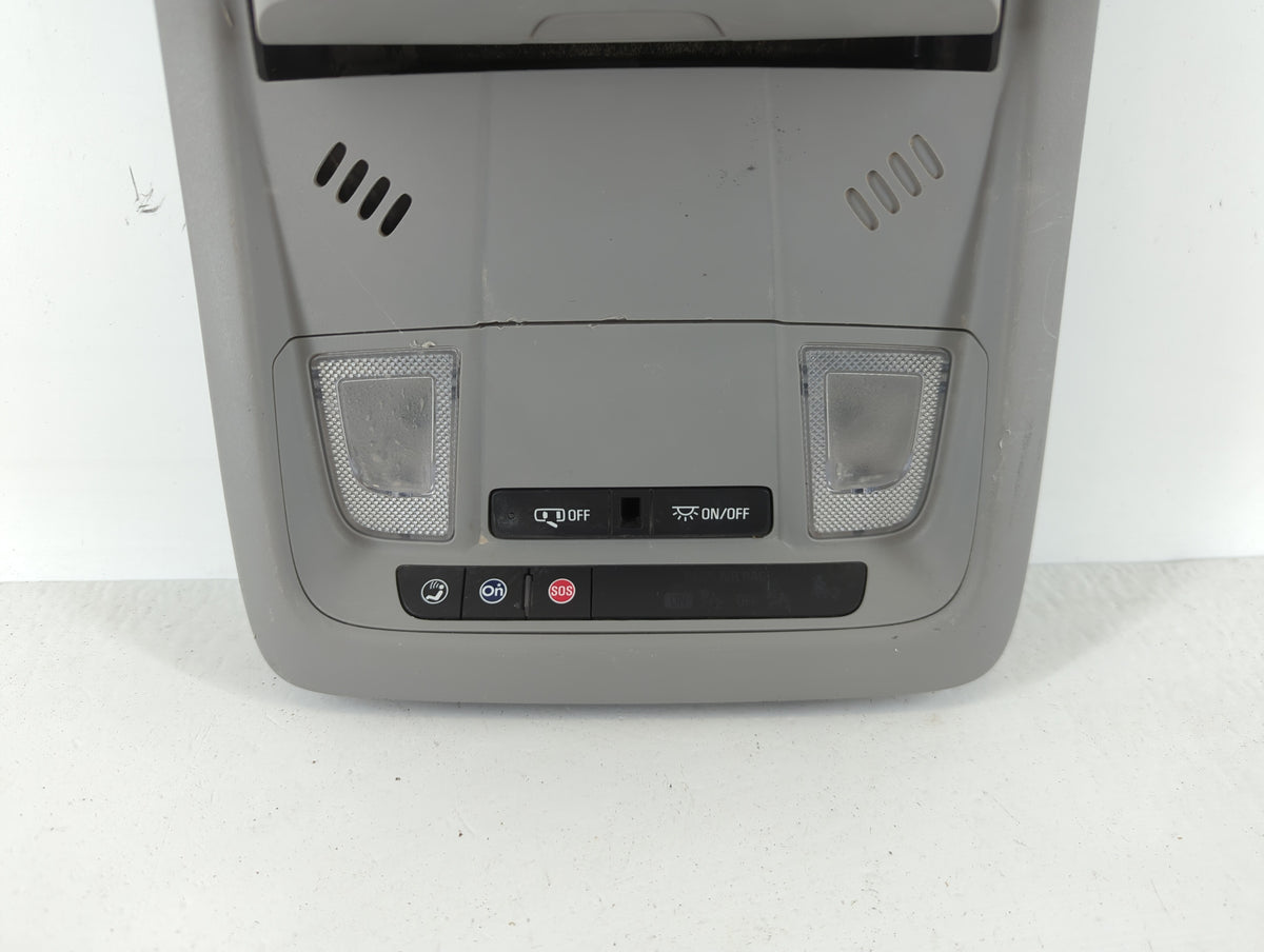 2018-2022 Chevrolet Equinox Overhead Roof Console 1111161 - Oemusedautoparts1.com