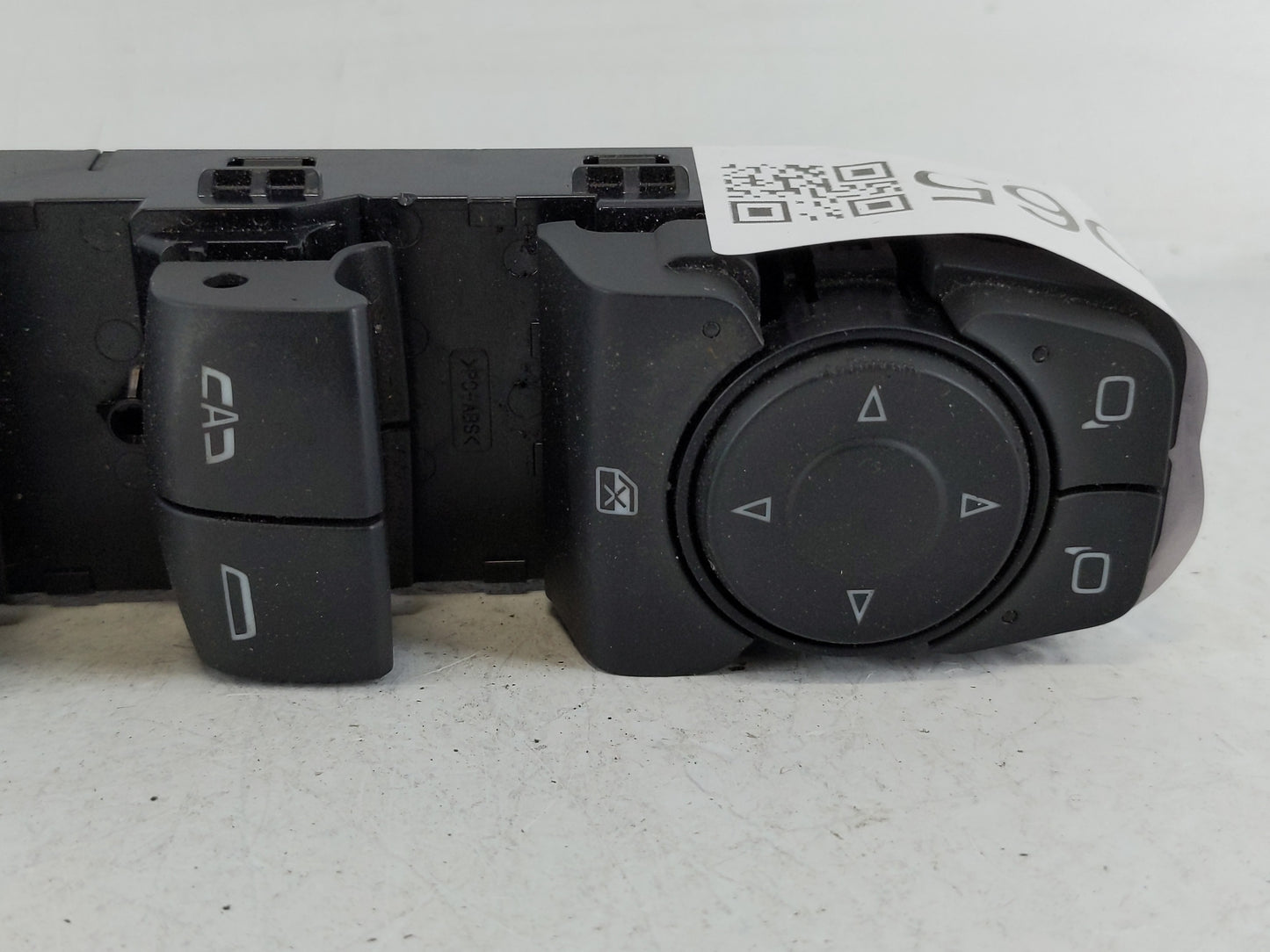 2018-2022 Chevrolet Equinox Master Power Window Switch Replacement Driver Side Left P/N:84513464 Fits OEM Used Auto Parts - 
