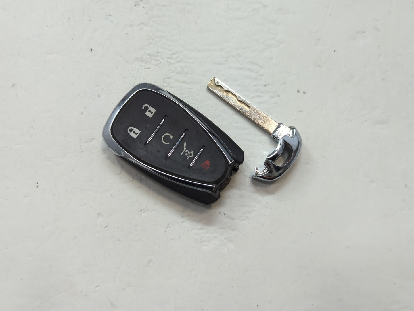 Chevrolet Keyless Entry Remote Fob HYQ4AA 13584498 | 13529650 5 buttons - Oemusedautoparts1.com
