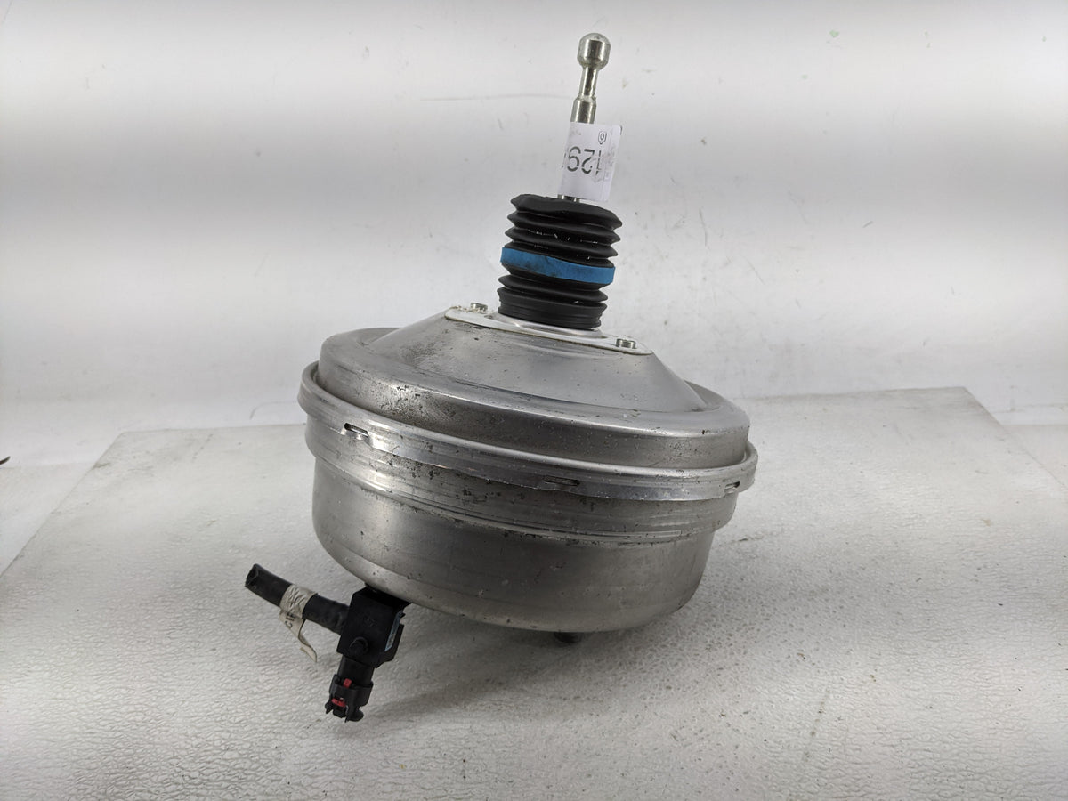 2018-2022 Chevrolet Equinox Power Brake Booster Oem 1290420 - Oemusedautoparts1.com