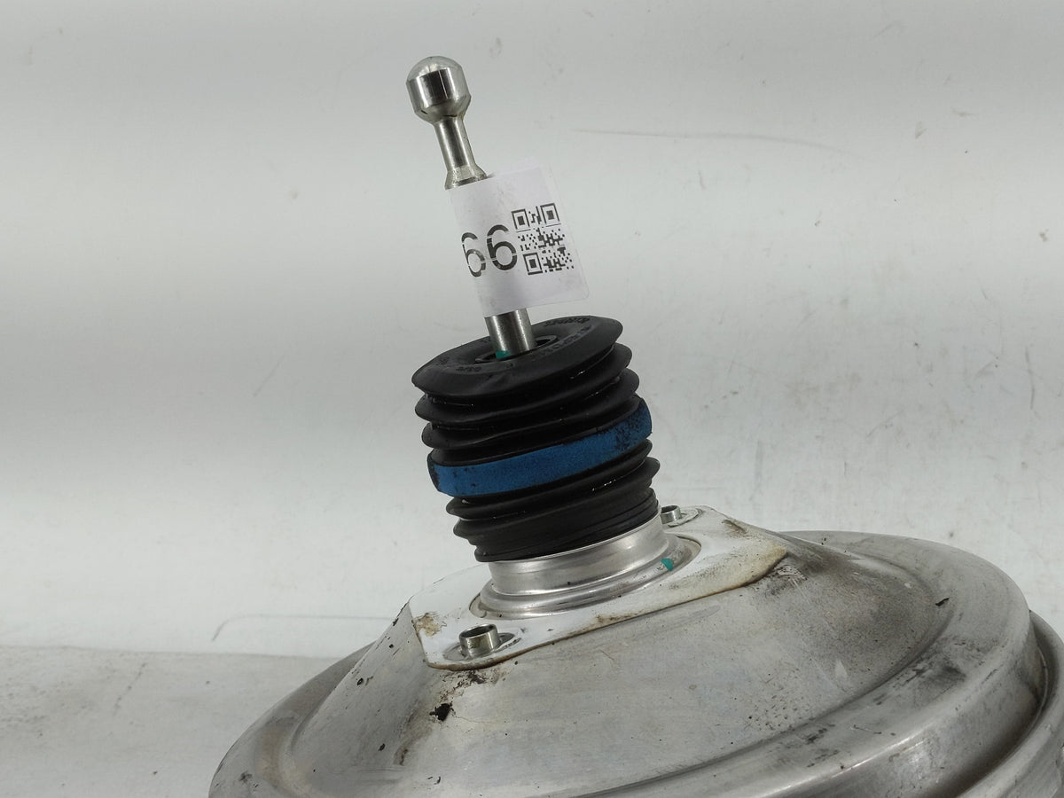 2018-2022 Chevrolet Equinox Power Brake Booster Oem 1290466 - Oemusedautoparts1.com