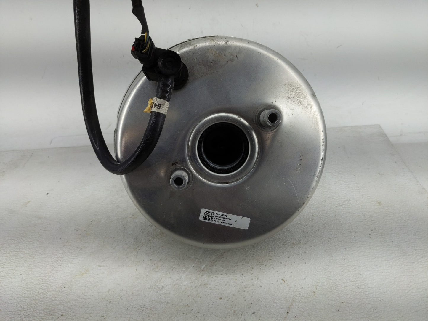 2018-2022 Chevrolet Equinox Power Brake Booster Oem 1290466 - Oemusedautoparts1.com