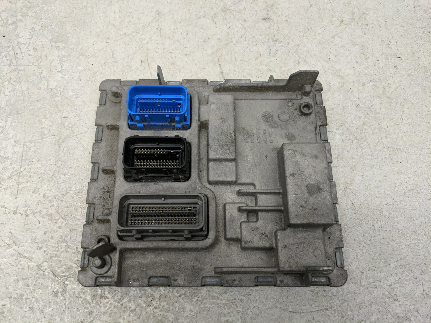 2020-2022 Chevrolet Equinox PCM Engine Control Computer ECU ECM PCU OEM P/N:116833270 12710140 Fits Fits 2020 2021 2022 OEM 
