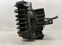 2018-2022 Chevrolet Equinox Fusebox Fuse Box Panel Relay Module P/N:84733372 Fits Fits 2018 2019 2020 2021 2022 OEM Used Aut