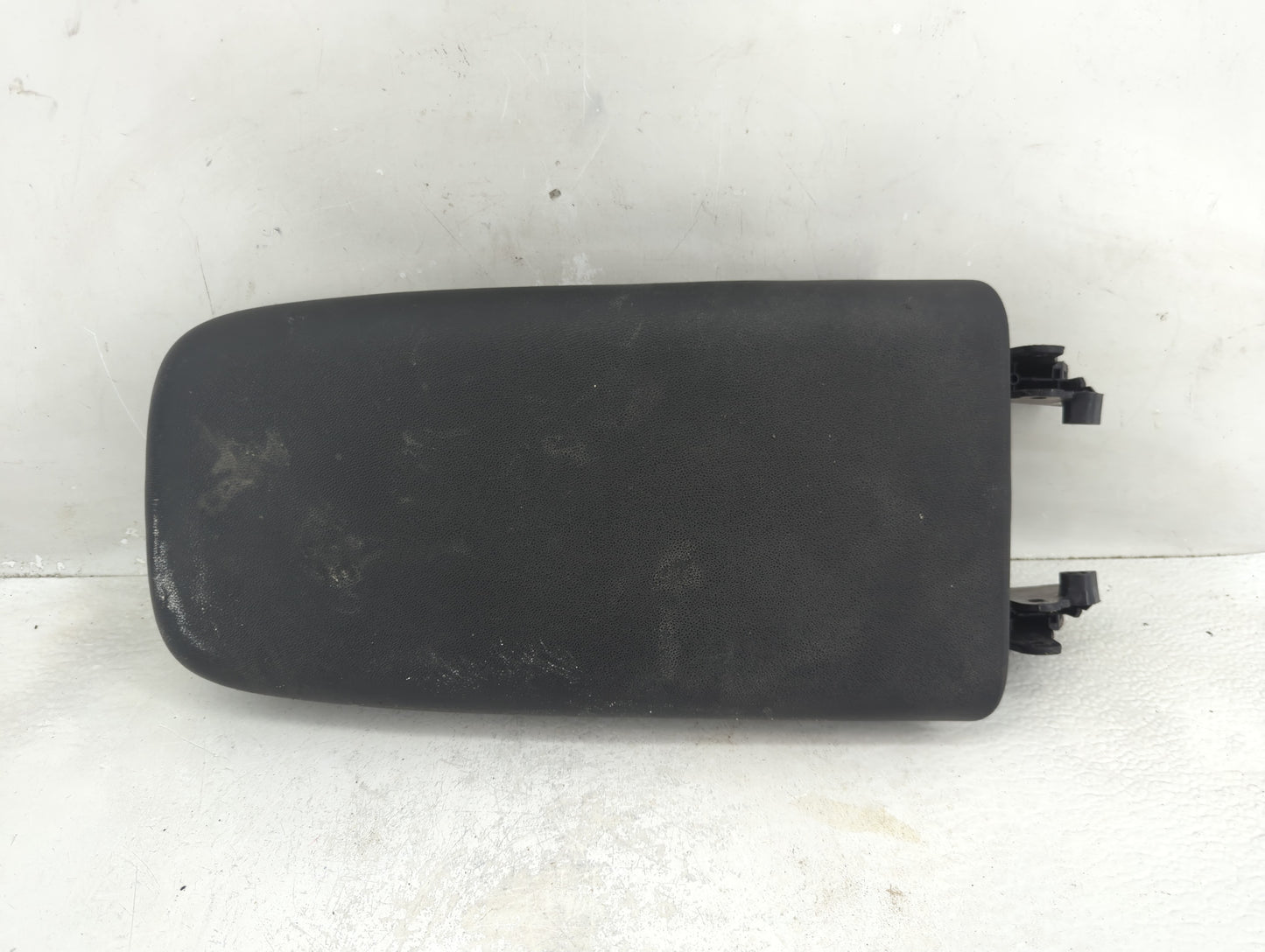2021 Chevrolet Equinox Center Console Armrest Cover Lid Fits OEM Used Auto Parts - Oemusedautoparts1.com