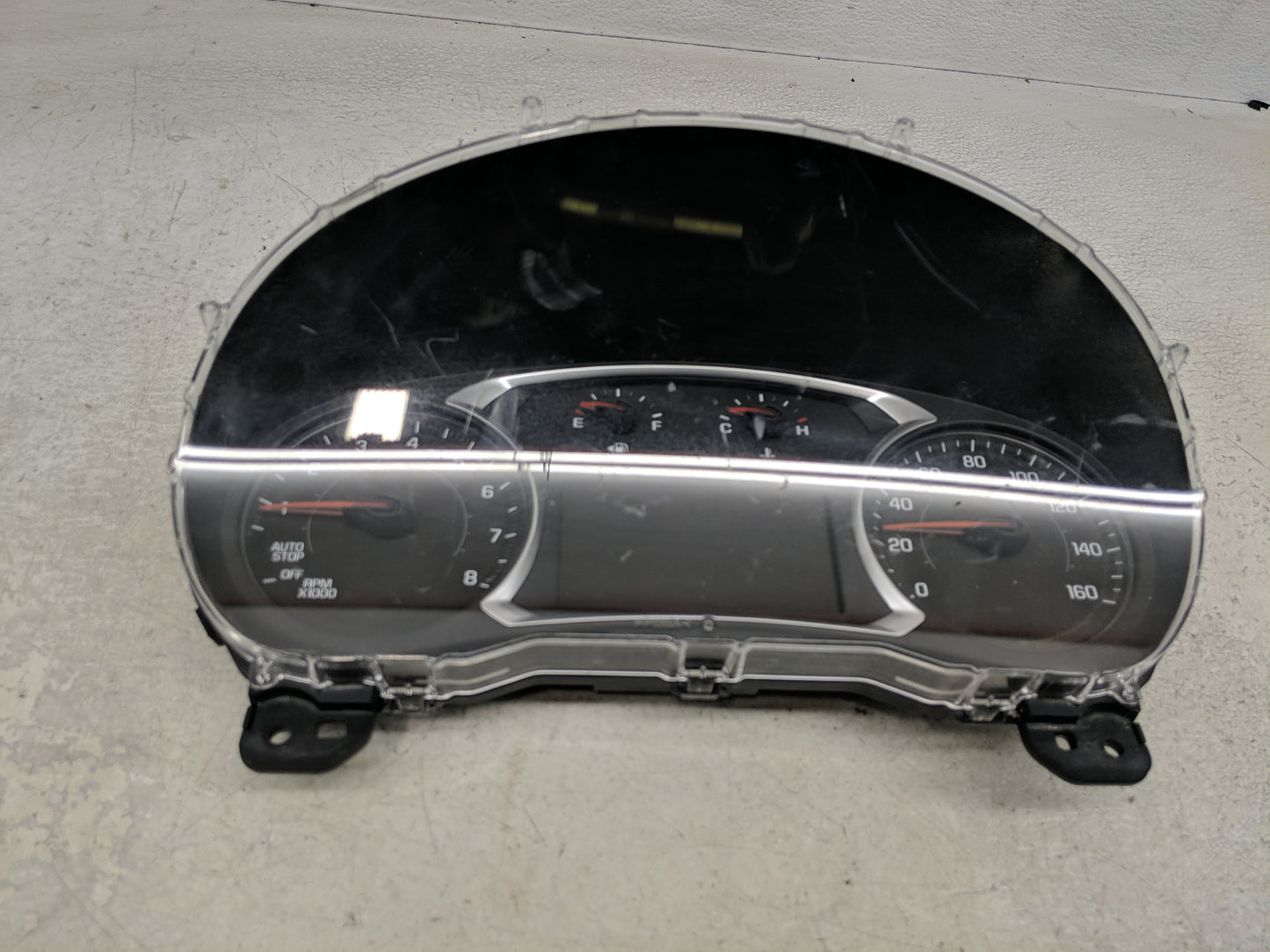 2019-2022 Chevrolet Equinox Instrument Cluster Speedometer Gauges P/N:175597137 84642813 Fits Fits 2019 2020 2021 2022 OEM U