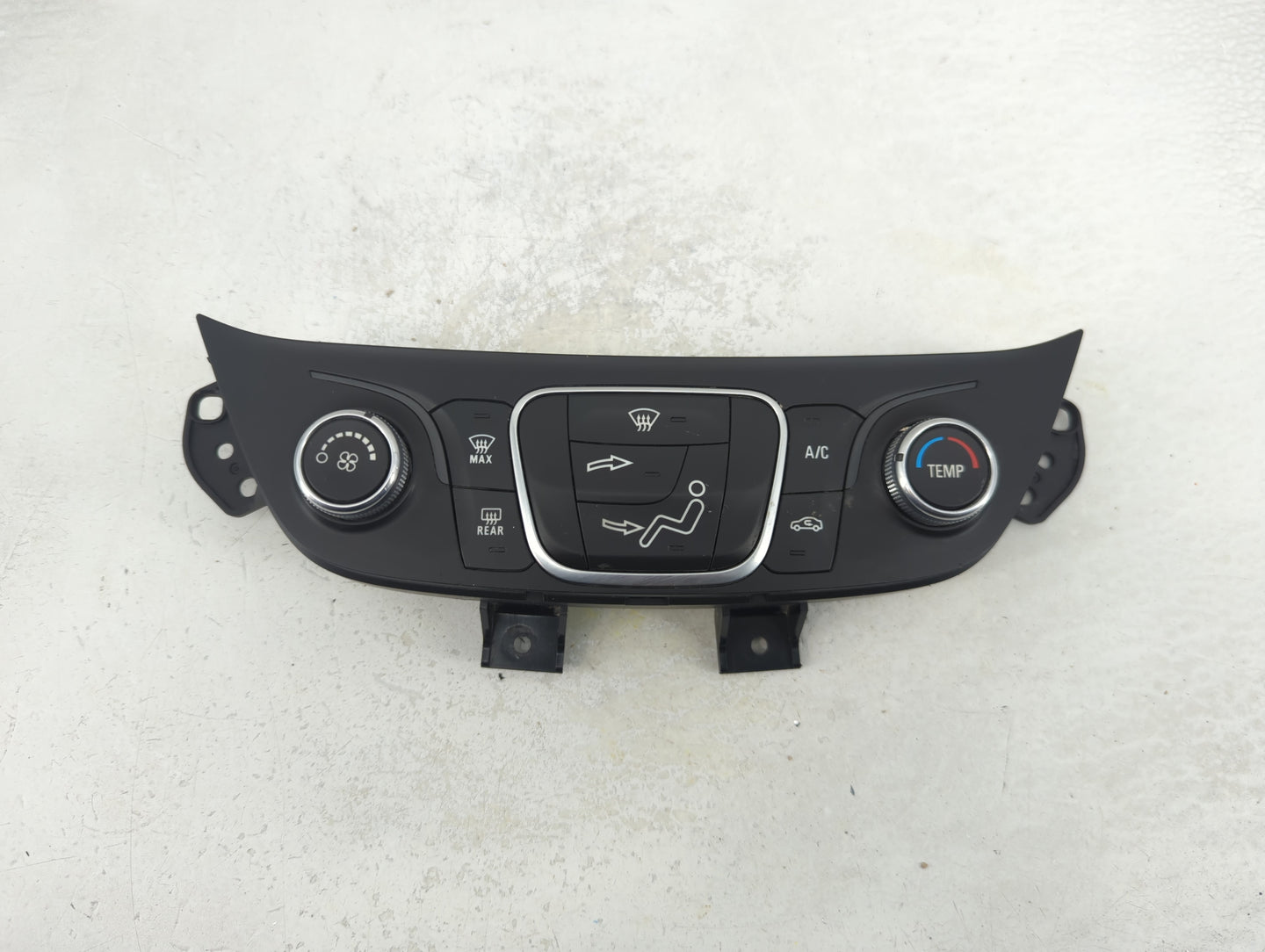 2019-2021 Chevrolet Equinox Climate Control Module Temperature AC/Heater Replacement P/N:84422503 Fits Fits 2019 2020 2021 O